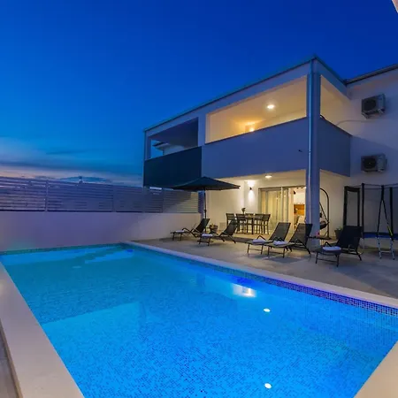 Ema&ana In Pula,istrien Pula