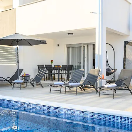 Villa Ema&ana In Pula,istrien Pola