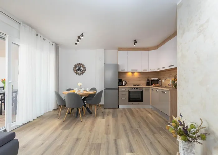 Ema&ana In Pula,istrien Pula