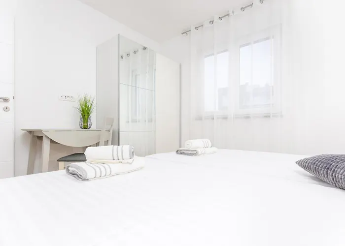 Ema&ana In Pula,istrien Pula