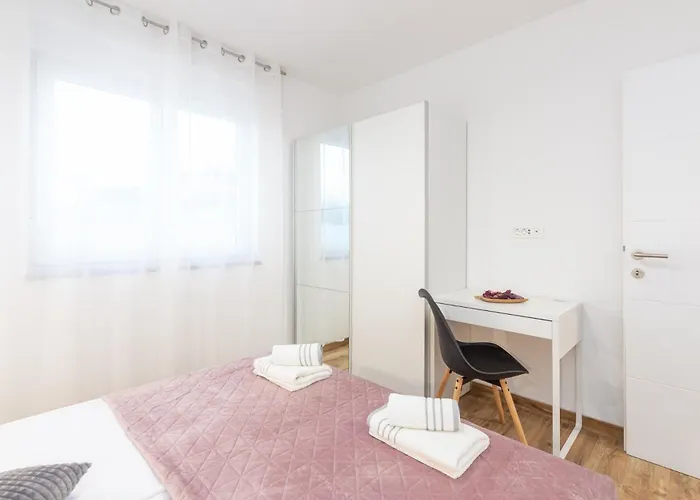 Ema&ana In Pula,istrien Pula