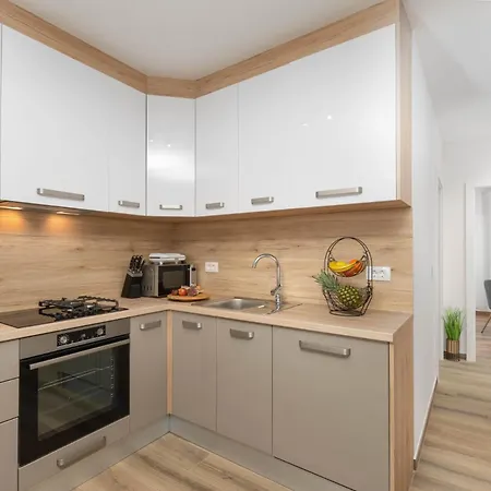 Willa Ema&ana In Pula,istrien *