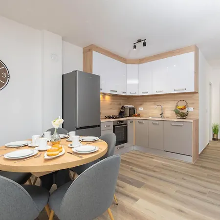 Ema&ana In Pula,istrien