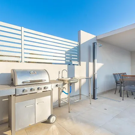 Ema&ana In Pula,istrien