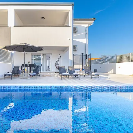 Ema&ana In Pula,istrien Pula